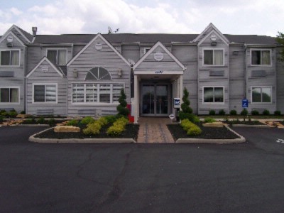 Days Inn & Suites Worthington