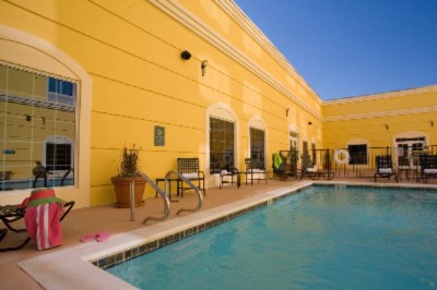 La Quinta Inn & Suites Conference Center - Hotel Pool