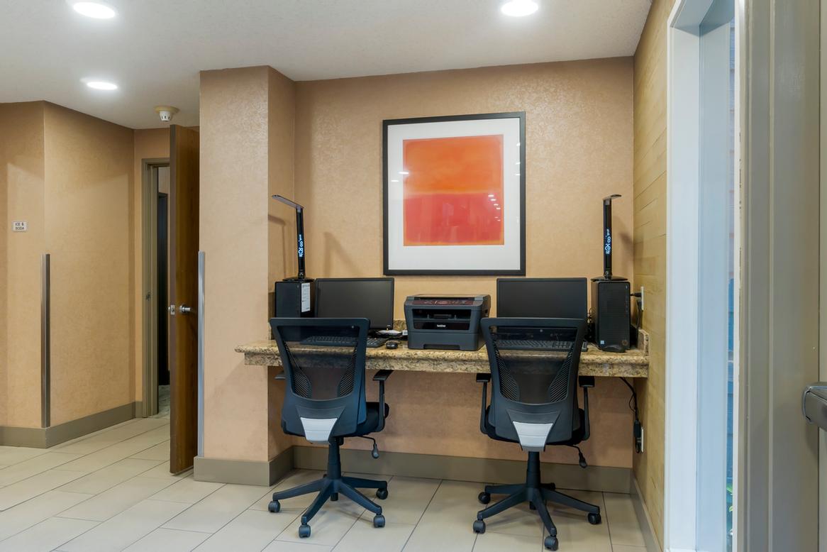 Best Western Harbor Plaza - 