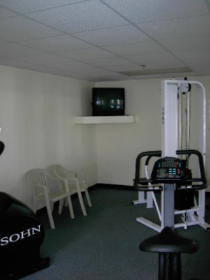 Red Roof Inn - Exercise Room