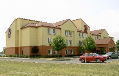 Red Roof Inn - 