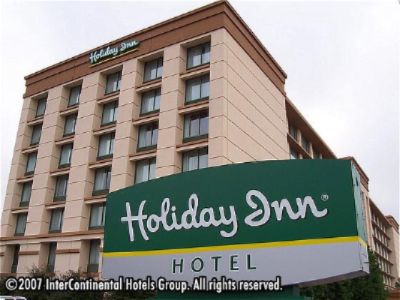 Holiday Inn Chicago Oakbrook - 