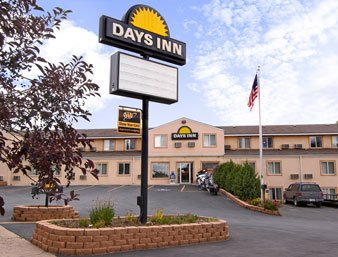 Welcome To Days Inn Custer