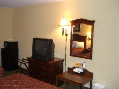 Best Western of Walterboro - All Rooms Feature A Microwave & Refrigerator.