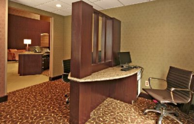 Hotel Business Center