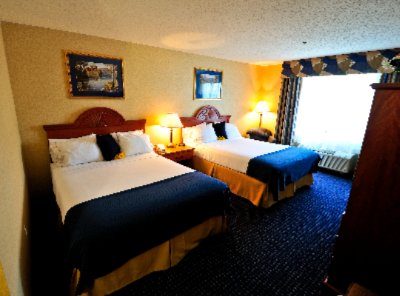 Holiday Inn Express Syracuse Airport - Double Queen Room