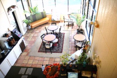 Creekside Lands Inn - Lobby