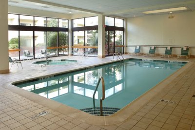 Courtyard Poughkeepsie - Pool