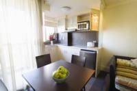 Hyde Park Inn - Deluxe Room Self Catering Facilities