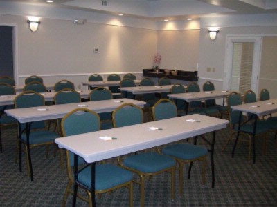 La Quinta Inn & Suites - Meeting & Conference Space To Accommodate Up To 60 People Is Available