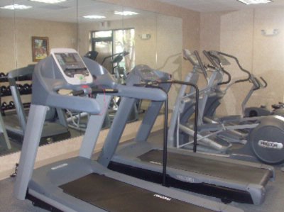 Holiday Inn Express - 