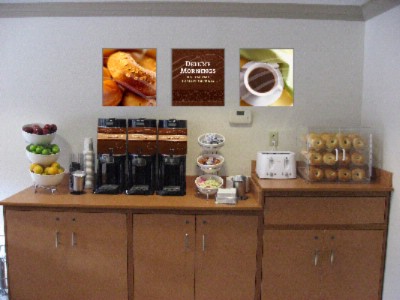Extended Stay Deluxe - Continental Breakfast