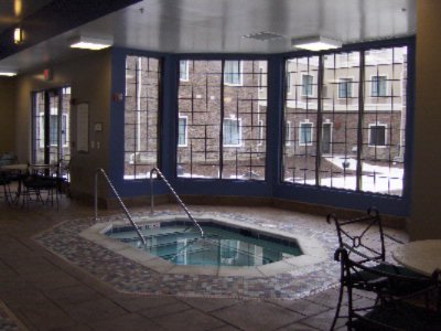 Staybridge Suites - Hot Tub
