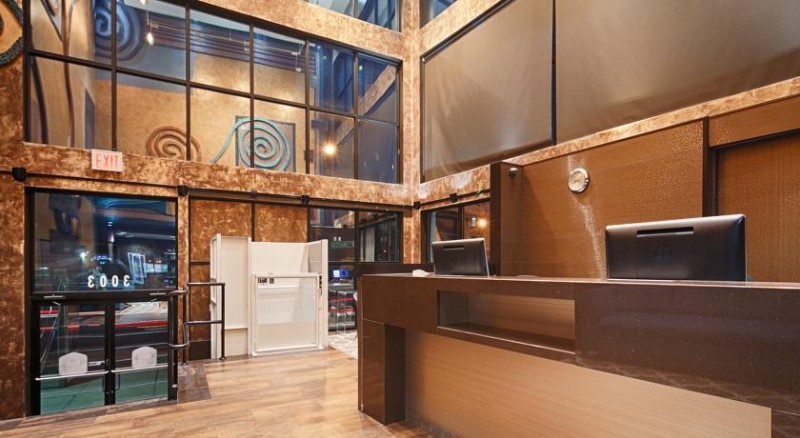 Best Western Brooklyn Bay Hotel - Our Front Desk Reception Area