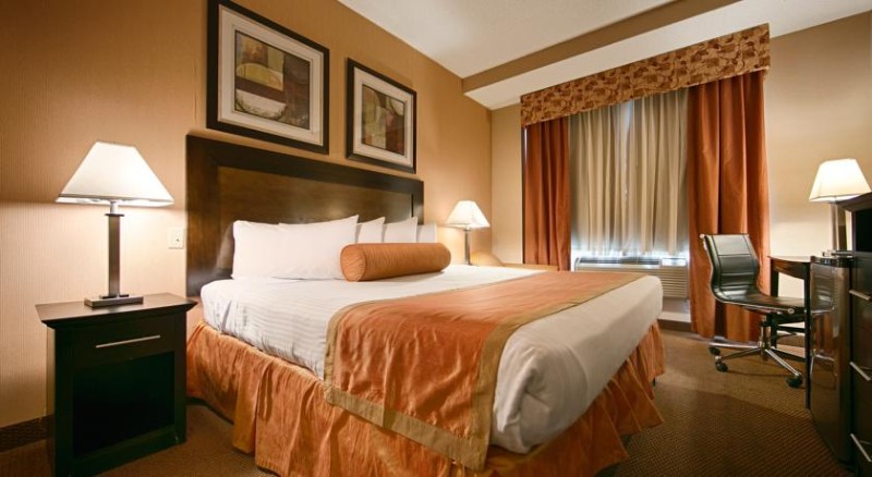 Best Western Brooklyn Bay Hotel - Our Breakfast Room