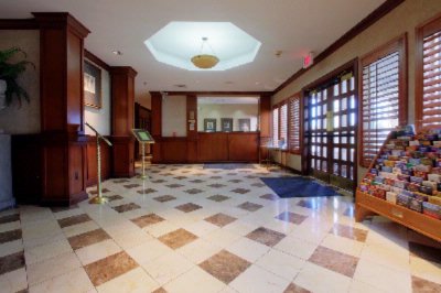 Clubhouse Inn & Suites - Two Room King Suite - Work Area