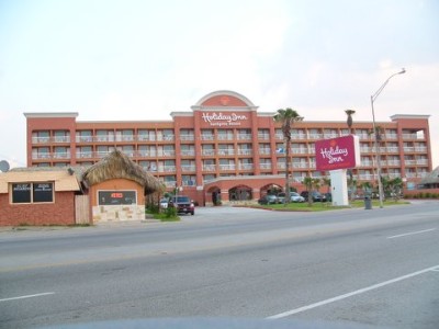 Directly Across The Street From The Gulf Of Mexico!