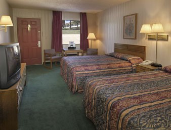 Howard Johnson Express Inn - 