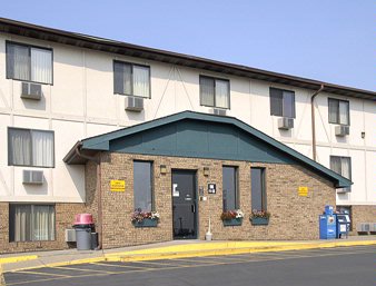 Clinton Iowa Super 8 Motel - 