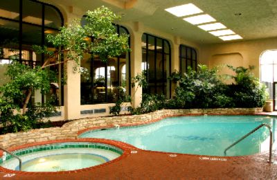 Embassy Suites Austin Central - Indoor Pool