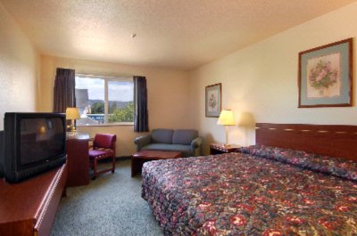 Travelodge Suites - 