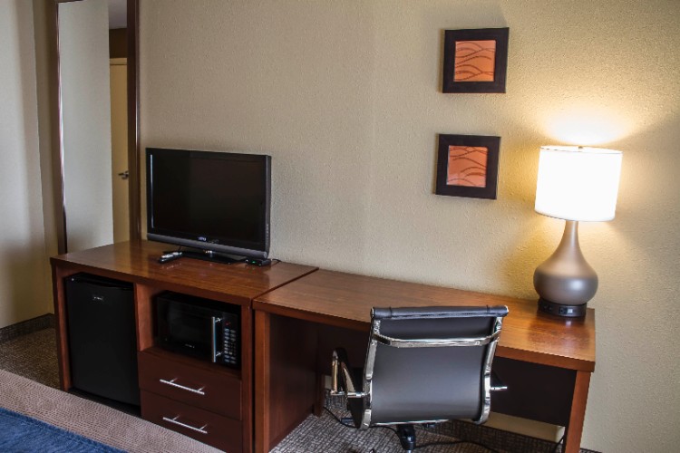 Roseburg Comfort Inn - 3 Double Beds