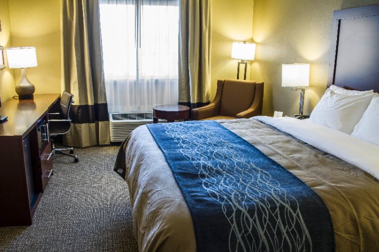 Roseburg Comfort Inn - Breakfast Room