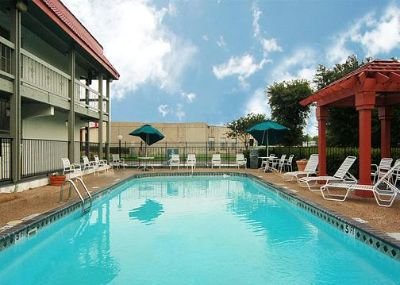 Econo Lodge Dallas Love Field - Pool