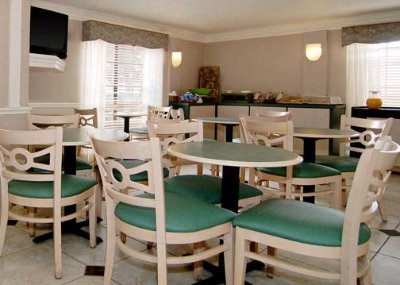 Econo Lodge Dallas Love Field - Brekfast Area