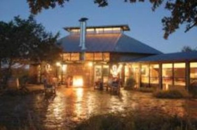 Canyon of The Eagles Lodge & Conference Center - Canyon Of The Eagles Lodge At Night