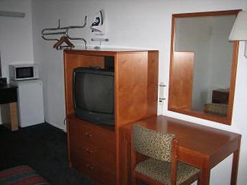 Pacifc Inn Motel - 