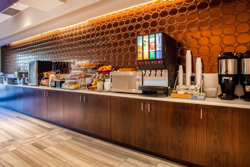 Wingate by Wyndham - Wingate Lobby