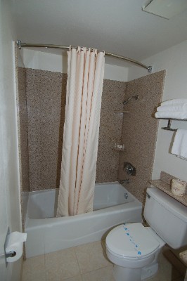 Best Western Antelope Inn - Bathroom