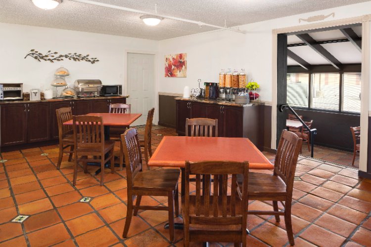 Days Inn Brantford - Breakfast Room