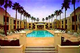 Comfort Inn - Large Heated Pool & Whirlpool