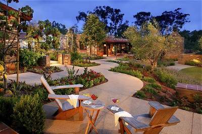 Estancia Pathways