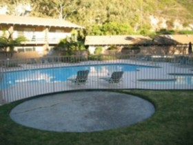 Aliso Creek Inn & Golf Course - 