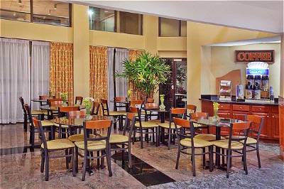 HOLIDAY INN EXPRESS® HOTEL SUITES AN IHG HOTEL Lawrenceville GA