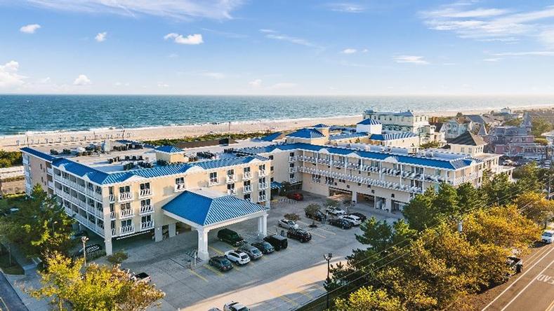 LA MER BEACHFRONT RESORT Cape May NJ 1317 Beach 08204