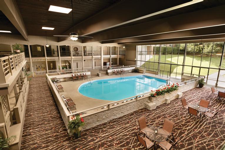 THE RADISSON HOTEL LOUISVILLE NORTH Clarksville IN 505 Marriott 47129