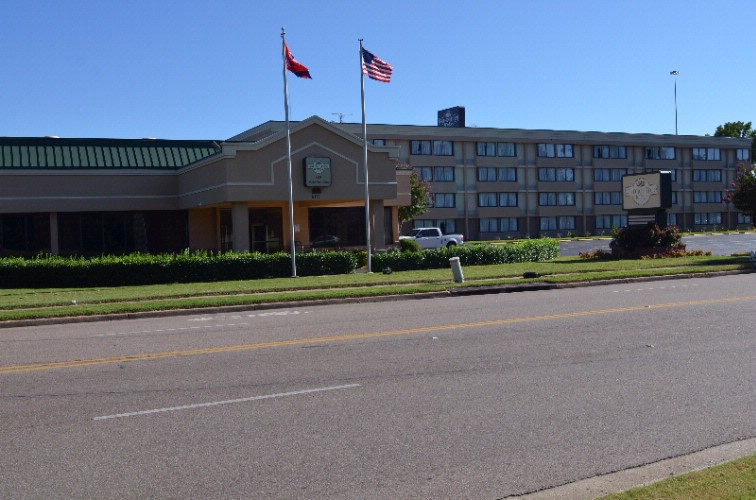 OYO HOTEL MEMPHIS TN I40 Memphis TN 6101 Shelby Oaks 38134