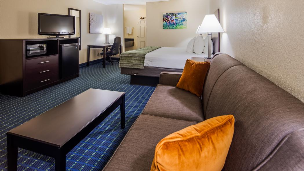 BEST WESTERN® PARKSIDE INN Frankfort KY 80 Chenault Rd. 40601