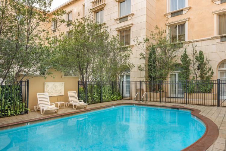 AYRES HOTEL MANHATTAN BEACH / LAX Hawthorne CA 14400 Hindry 90250