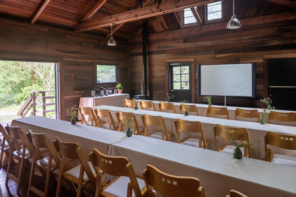 DAWN RANCH LODGE - Guerneville CA 16467 Ca 116 95446