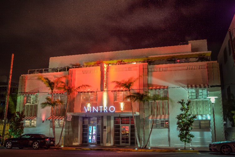 KAYAK MIAMI BEACH Miami Beach FL 2216 Park 33139