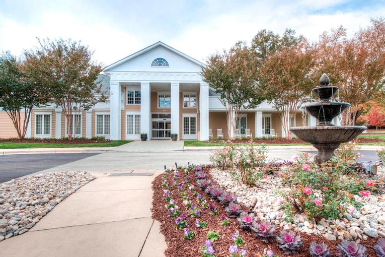 RESIDENCE INN BY MARRIOTT® CHAPEL HILL HOTEL Chapel Hill NC 101 Erwin Rd. 27514