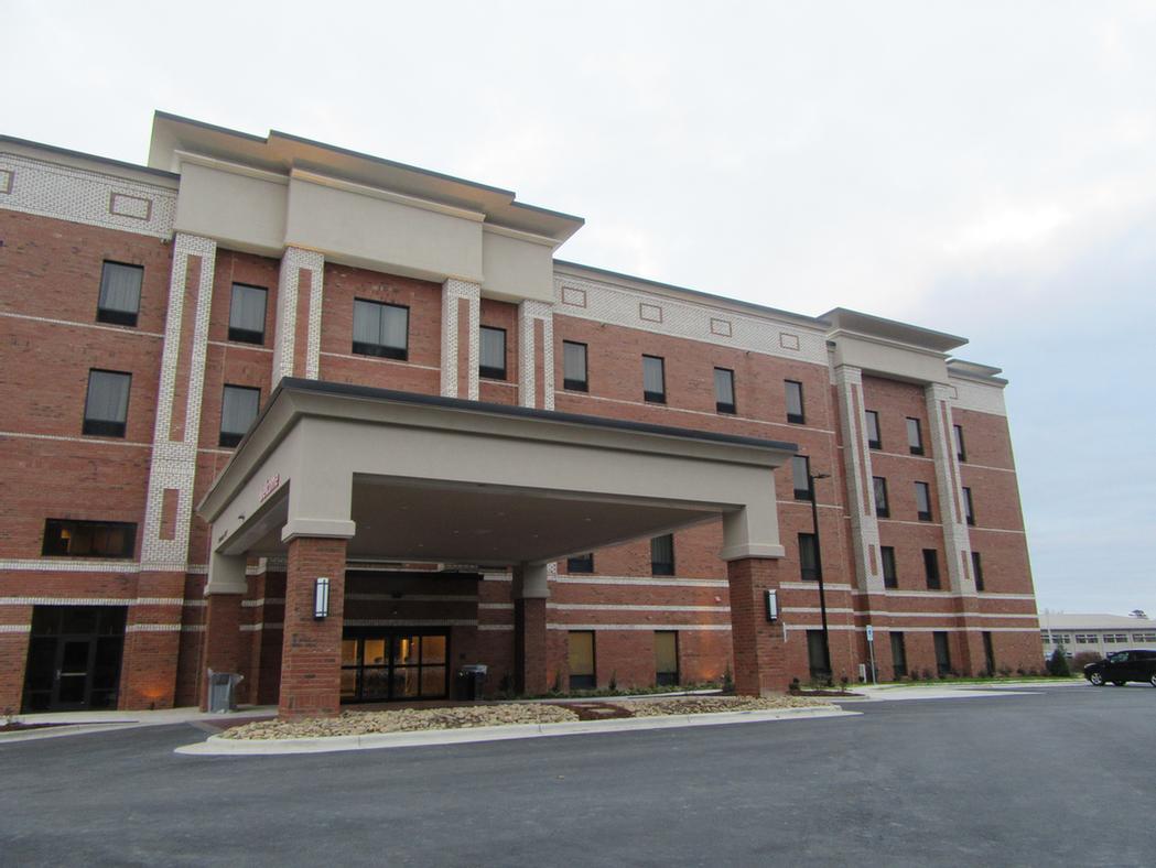 HAMPTON INN® & SUITES KNIGHTDALE RALEIGH Knightdale NC 405 Hinton