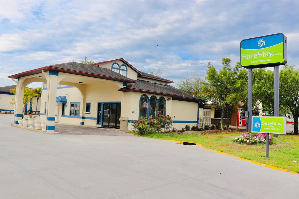 SURESTAY HOTEL BY BEST WESTERN® JACKSONVILLE SOUTH Jacksonville FL